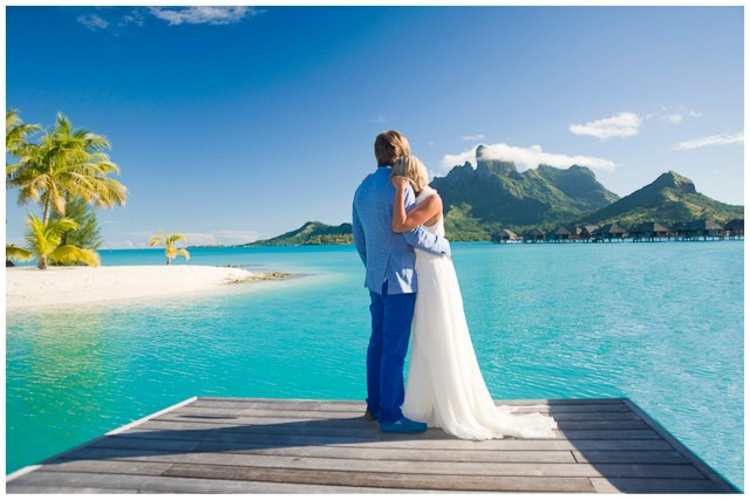 bora-bora-honeymoon-shoot-helene-havard