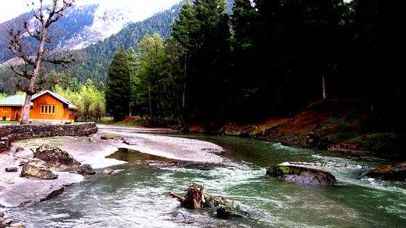 Betaab Valley