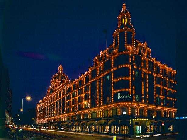 Harrods (London) – The World’s Most Famous Luxury Department Store