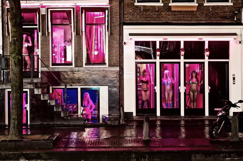 Amsterdam Nightlife Red Light District of Amsterdam | WeAreHolidays