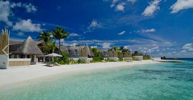 Jumeirah Vittaveli – A Maldivian luxury Resort